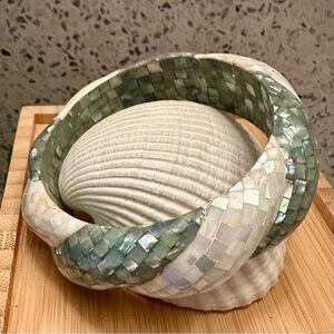 Green and cream dyed Mother of Pearl Mosaic bracelet